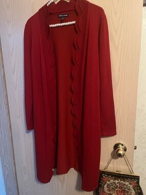 Cable & Gauge Red Scalloped Open-Front Cardigan